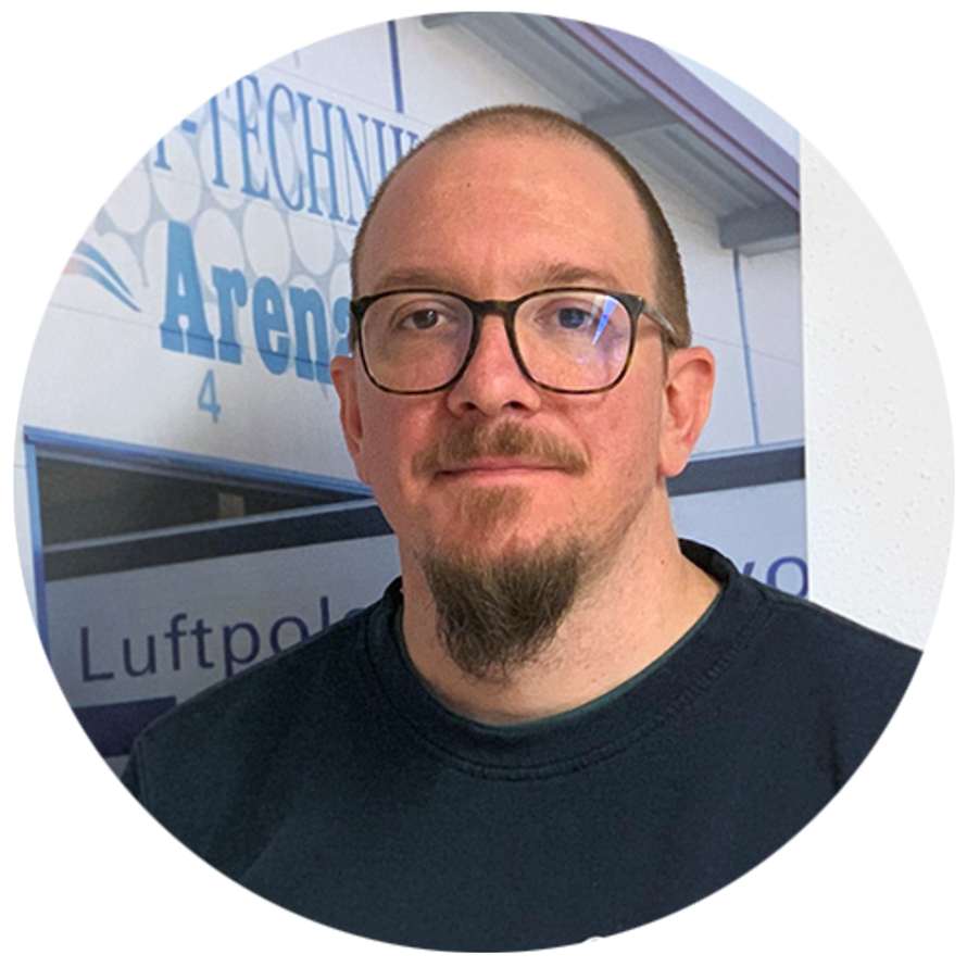 Florian Schlagintweit – Deputy Logistics Manager at Oldenburg Kunststoff-Technik GmbH