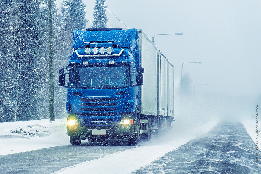 Winter truck driving&nbsp;– essential tips for truckers