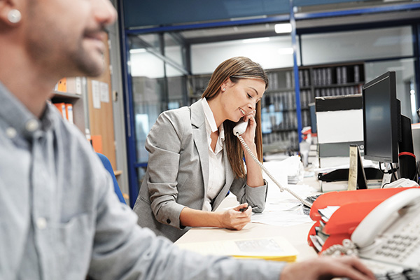 Live-Sendungsverfolgung: Vorteile für Auftraggeber  Live-Sendungsverfolgung: Vorteile für Auftraggeber